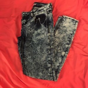 Acid Wash Jeans
